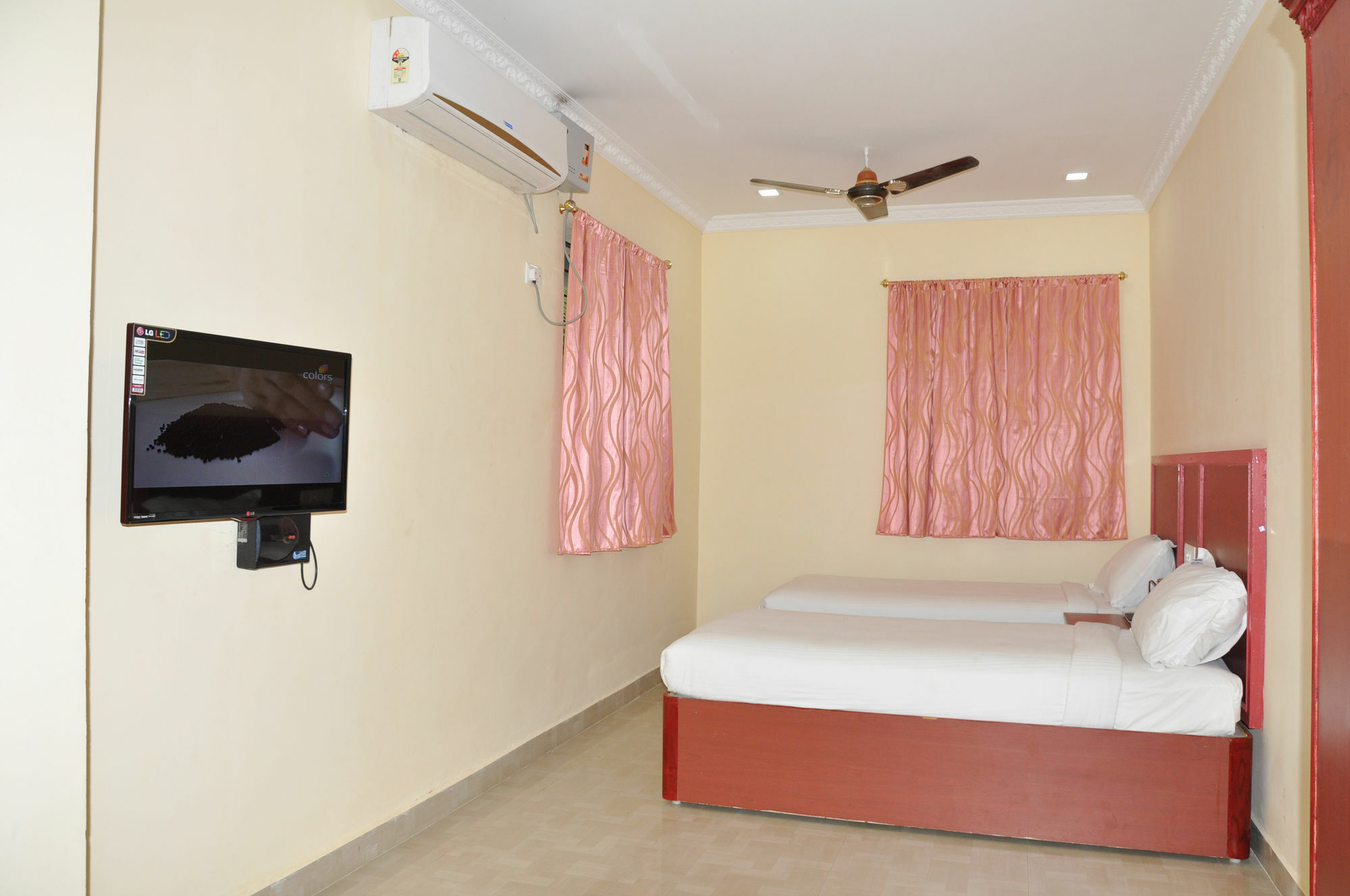 Treebo Ngh Transit Hotel Chennai Luaran gambar